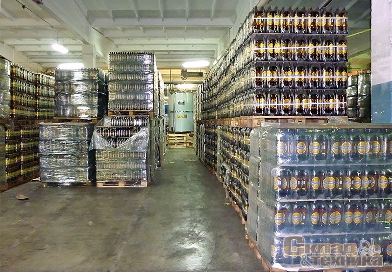 На складе пивобезалкогольного комбината