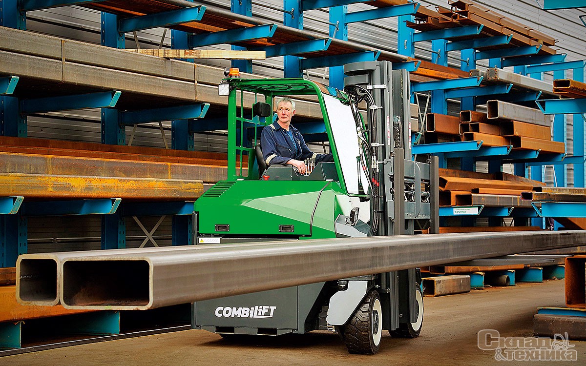 [b]Combilift[/b]  [b]Combi-CBE4[/b] отметился дважды в этом году. Наряду с наградой IFOY 2020 в категории «Специальный транспорт», он был также отмечен премией Red Dot Design Award.