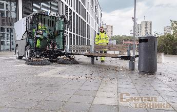 МС 250 может выполнить любую работу, в том числе уборку проезжей части, бордюров, труднодоступных мест под скамейками